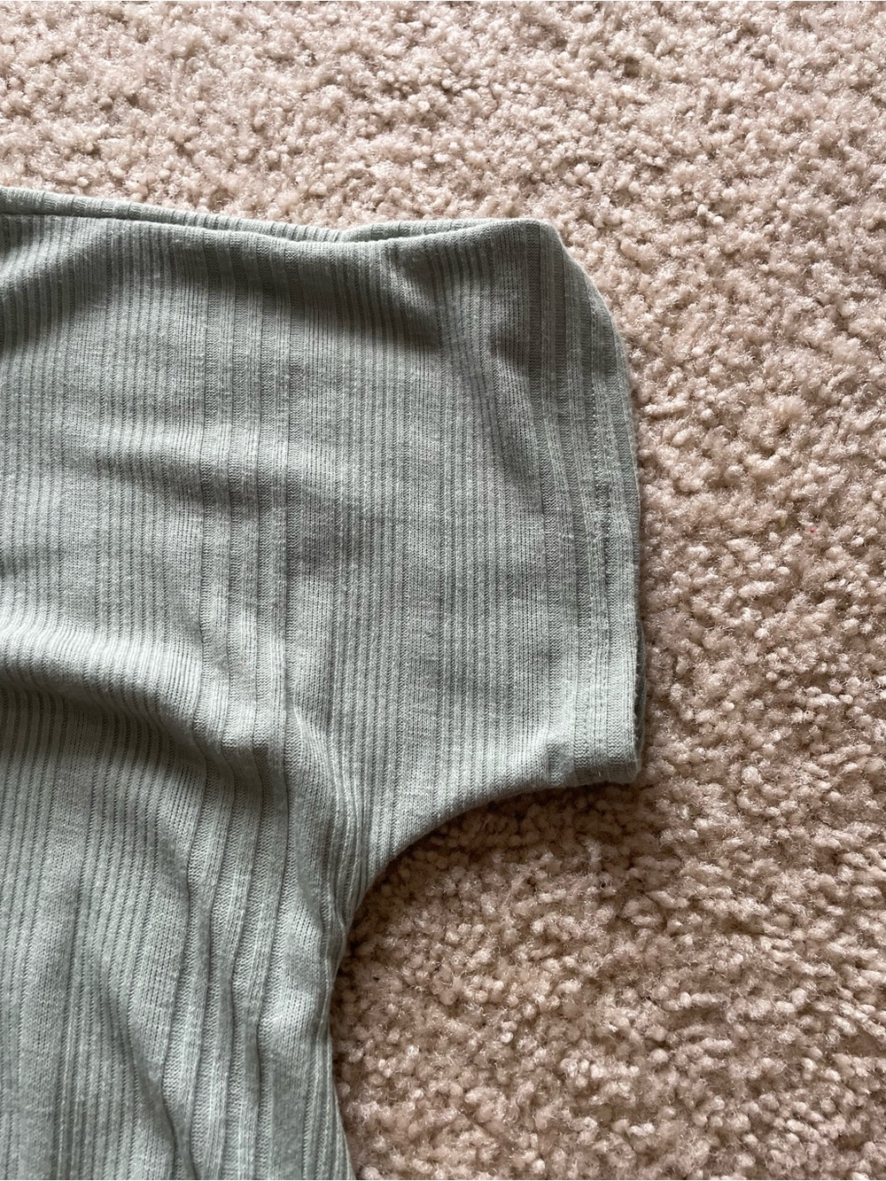 Daytrip Sage Ribbed Ruched Twist Short Sleeve Tee - Picture 4 of 5